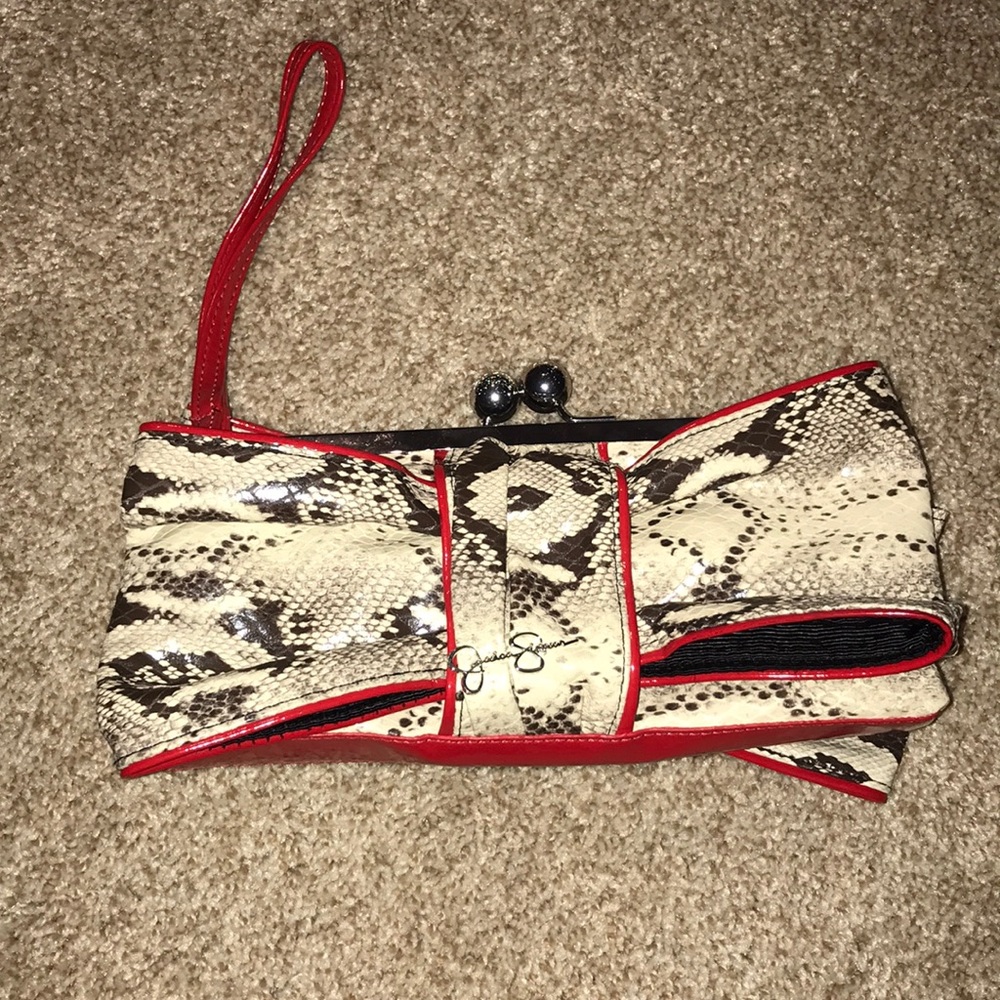 Jessica Simpson clutch